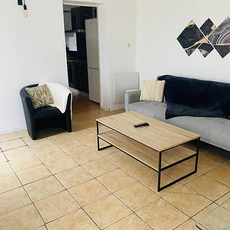 Maison T3 Avec Jardin Apartament