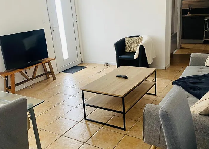 Maison T3 Avec Jardin Apartamento *